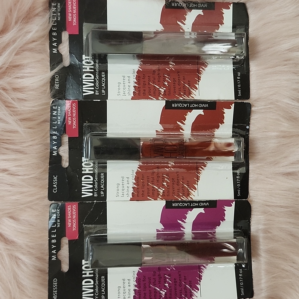 DISCONTINUED!! MAYBELLINE VIVID HOT Lip Lacquer-3CT